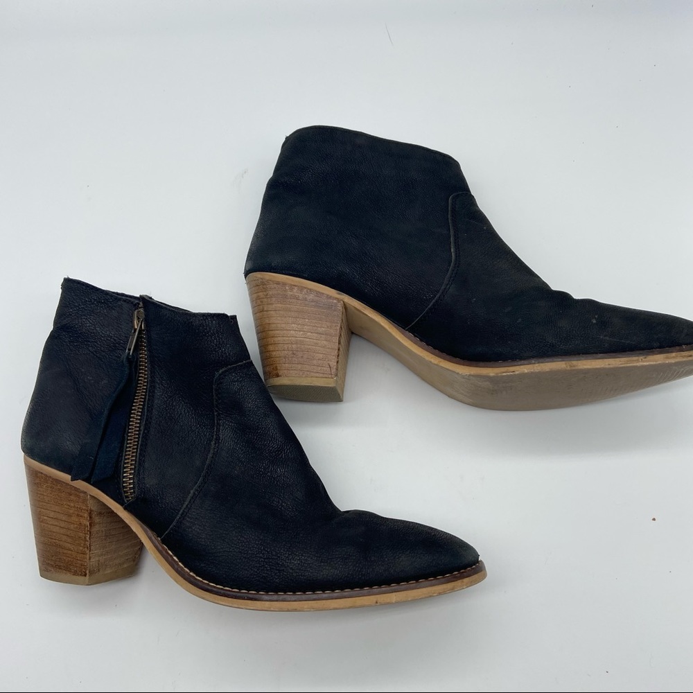 Urban Outfitters Faye Leather Boot Black‎ Zipper 10